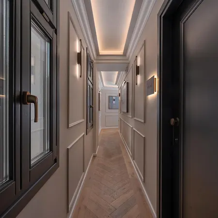 Апартхотел Mountain Pine Luxury 3*