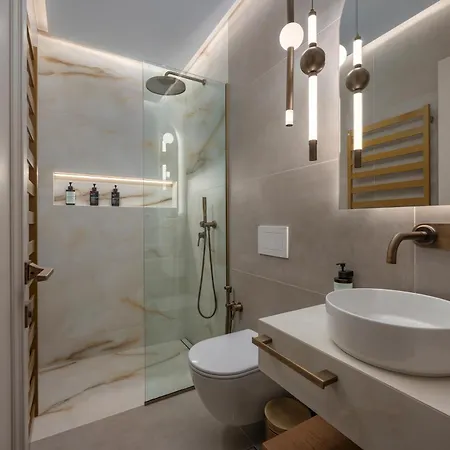 Mountain Pine Luxury