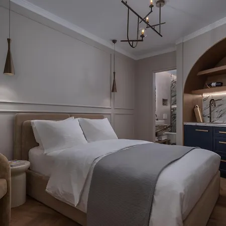 מלון דירות Mountain Pine Luxury פלורינה
