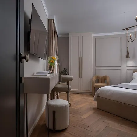 מלון דירות Mountain Pine Luxury פלורינה