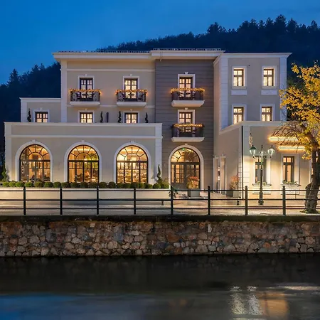 Mountain Pine Luxury Apartmanhotel Lerin