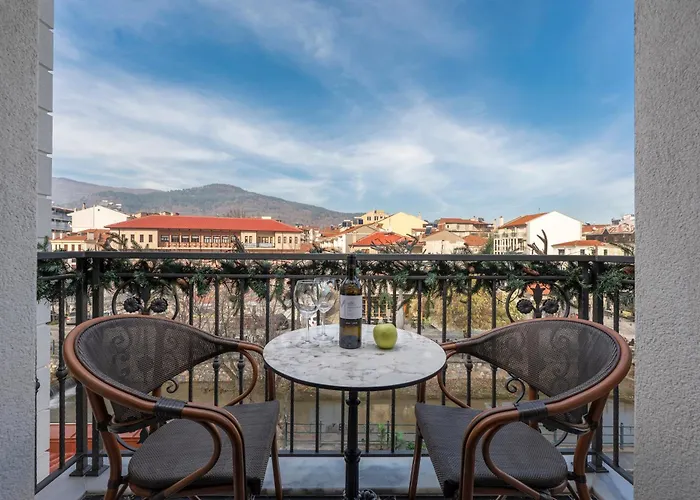 Mountain Pine Luxury 3* Florina