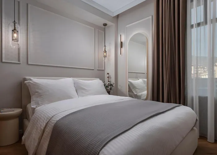 Mountain Pine Luxury Florina