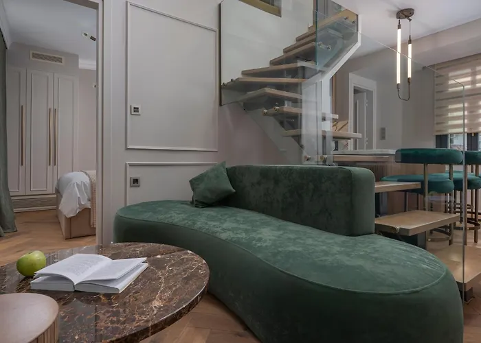 Mountain Pine Luxury 3* Florina