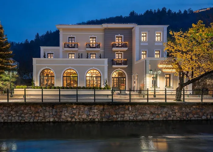 Mountain Pine Luxury Apart-hotel Florina